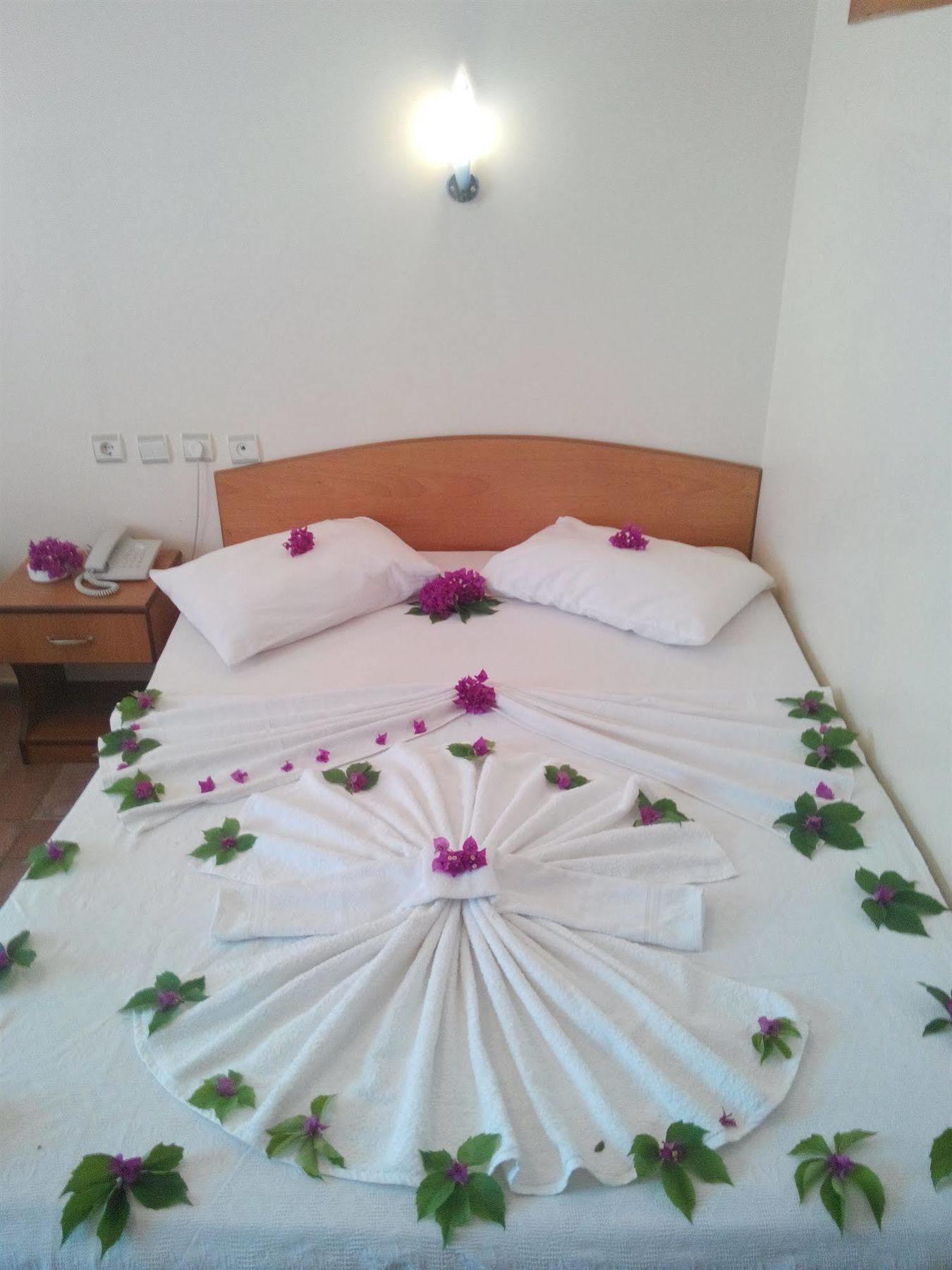 Art Hotel Guzelcamlı Екстериор снимка